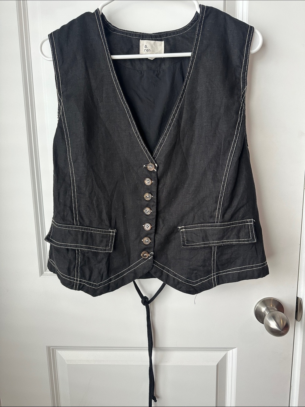 A.Ren Black Button-Front Linen Blend Vest